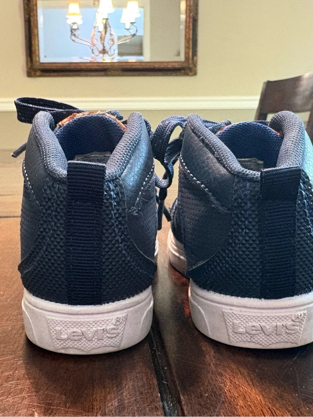 Kids Levi's navy blue sneakers size US 6